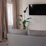 לינה וארוחת בוקר Lindenhof 3*