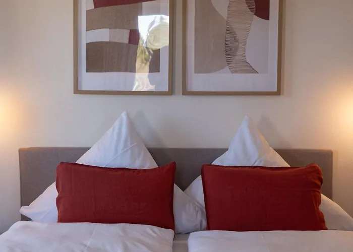 Lindenhof Bed & Breakfast 3*